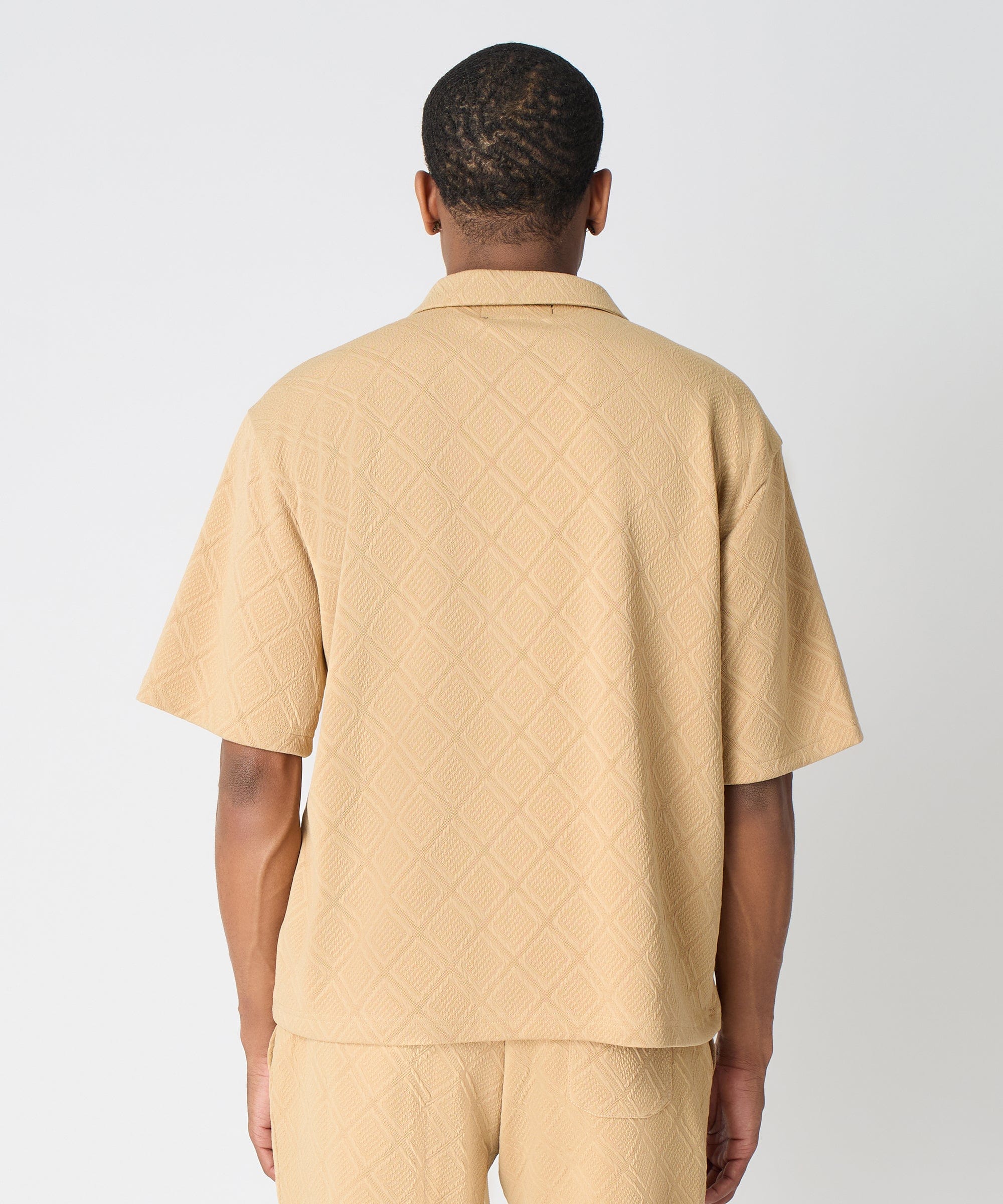 Diamond Pattern Textured Knit Button-Down Shirt - Taupe