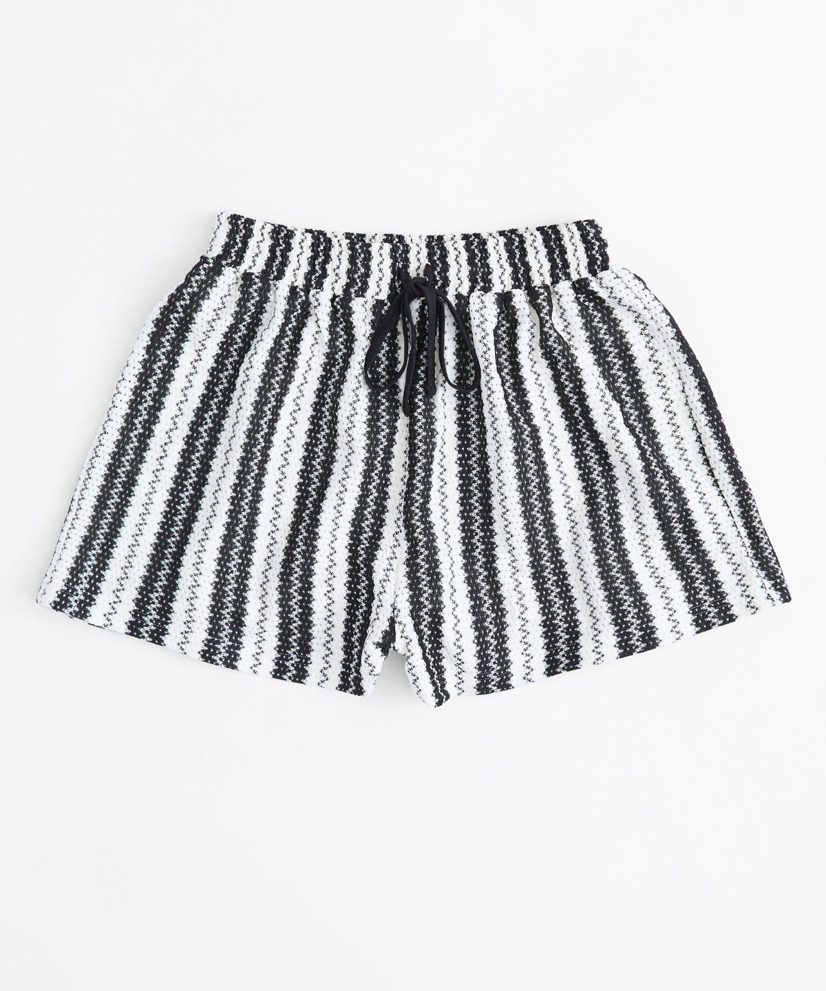 Cabana Women Plus Size Textured Knit Shorts - Black/White